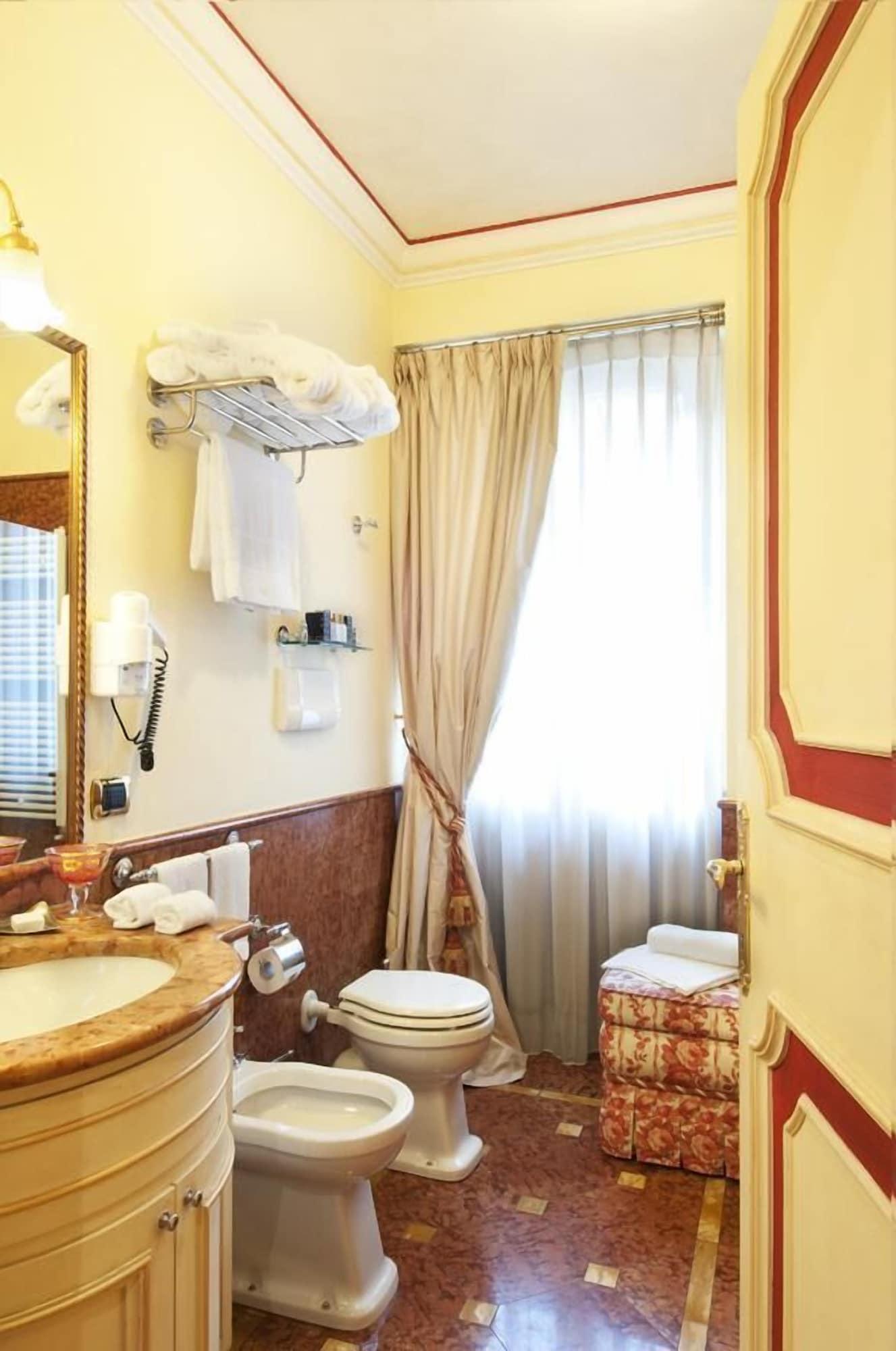Petit Palais Hotel De Charme Milán Habitación foto